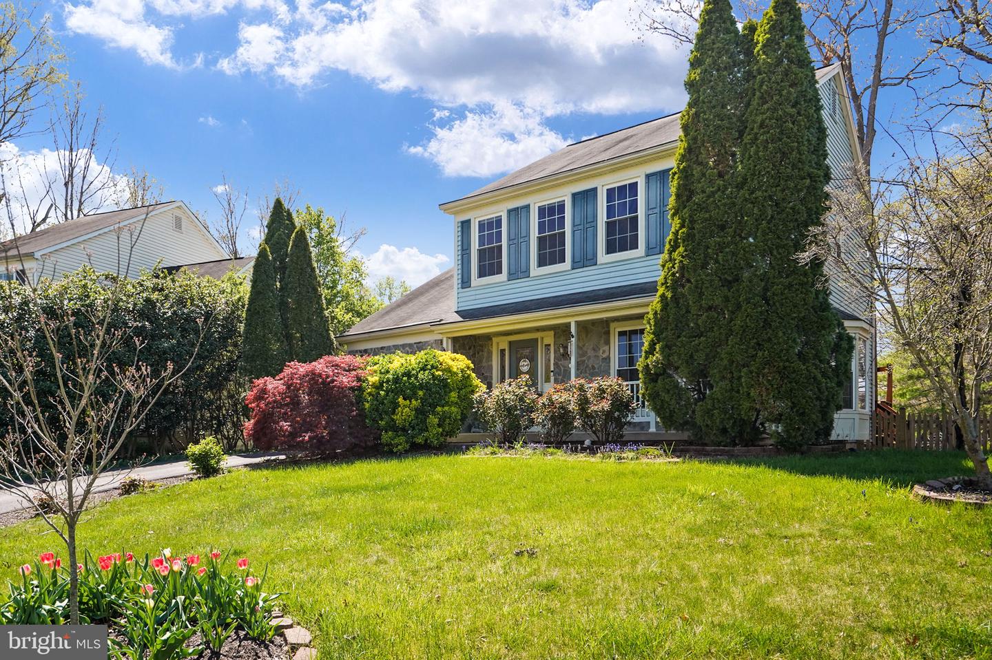 2 Newland COURT