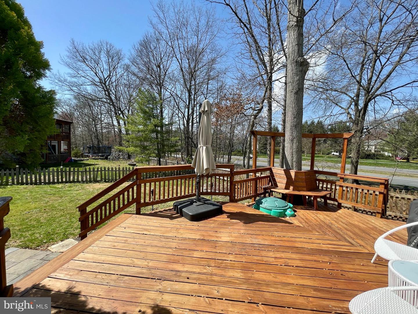 2 Newland COURT