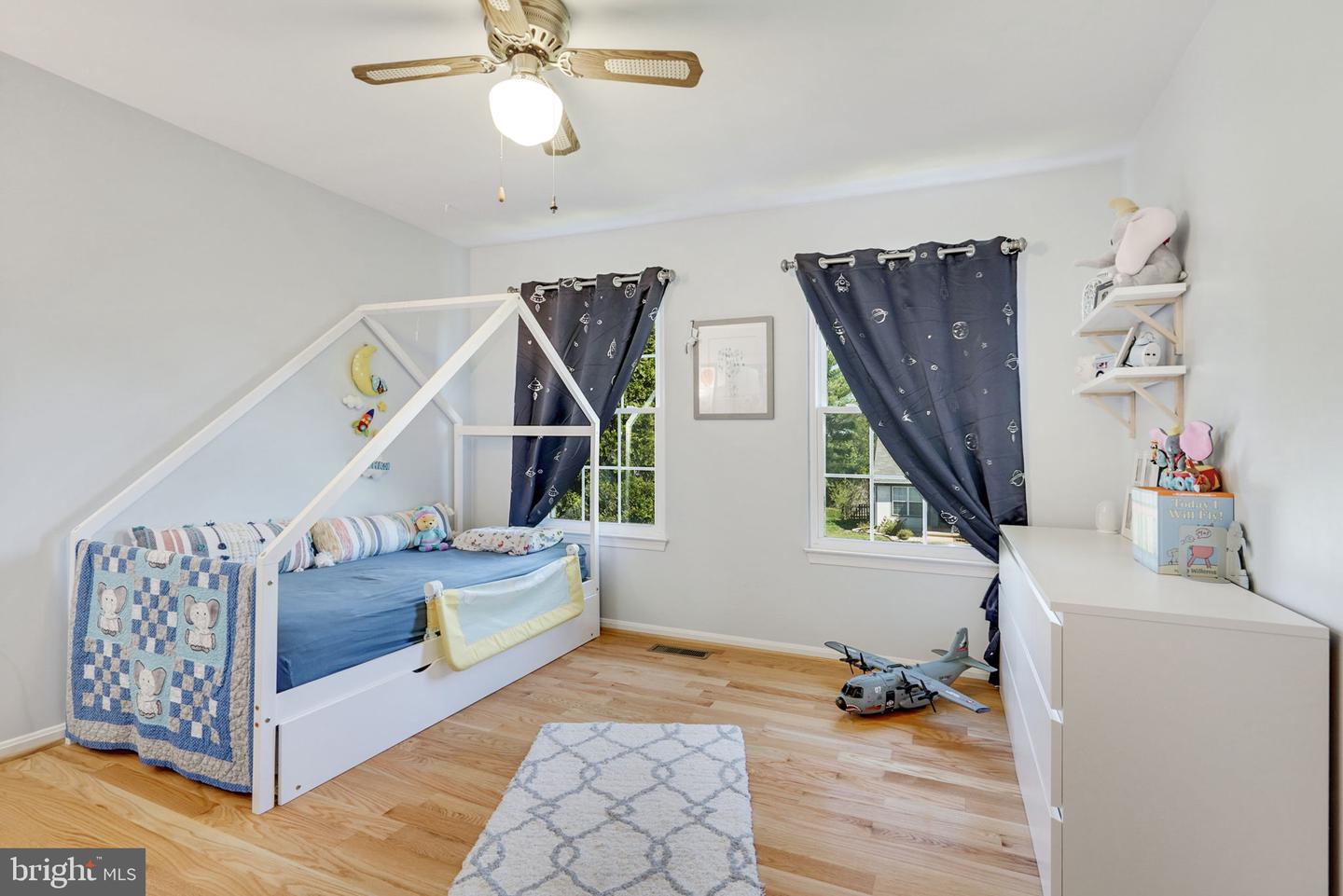 2 Newland COURT