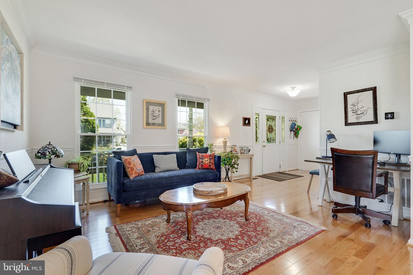 2 Newland COURT
