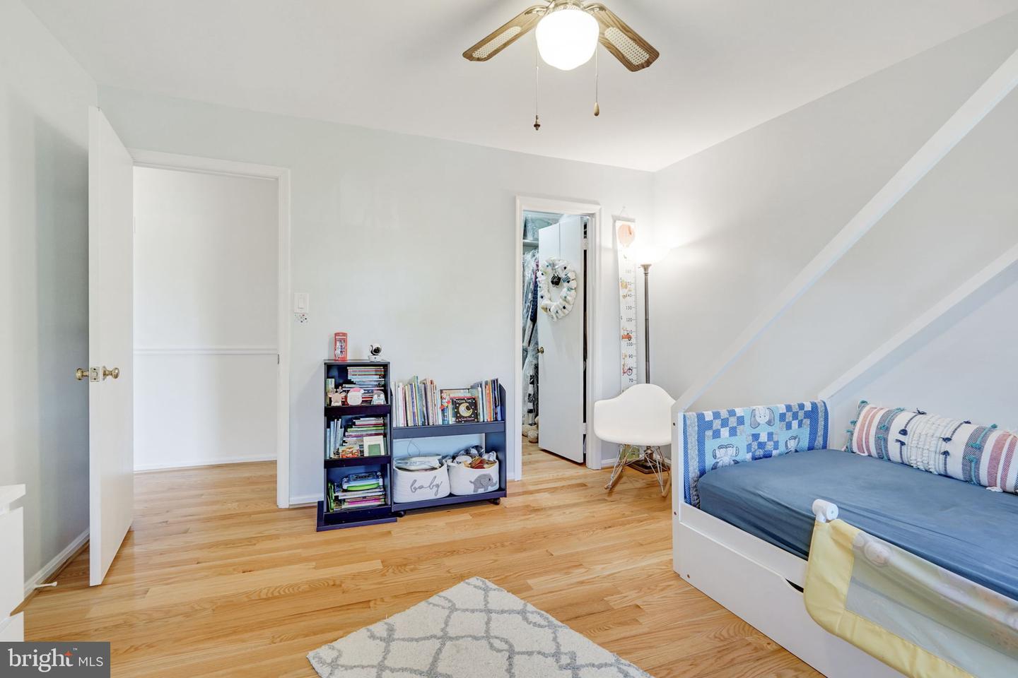 2 Newland COURT