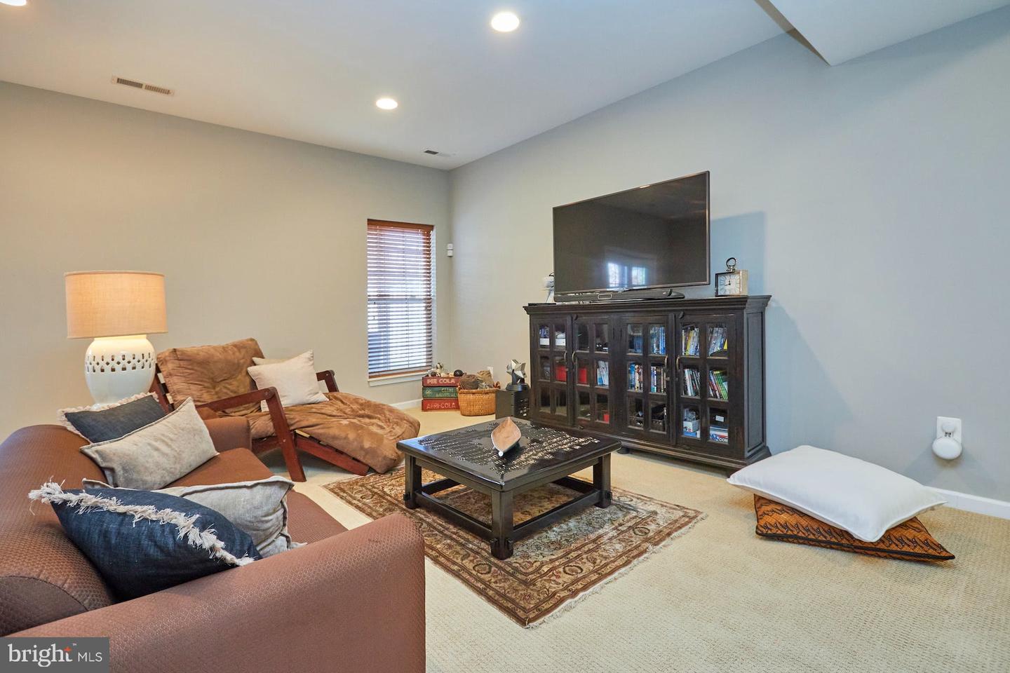 25499 Beresford DRIVE