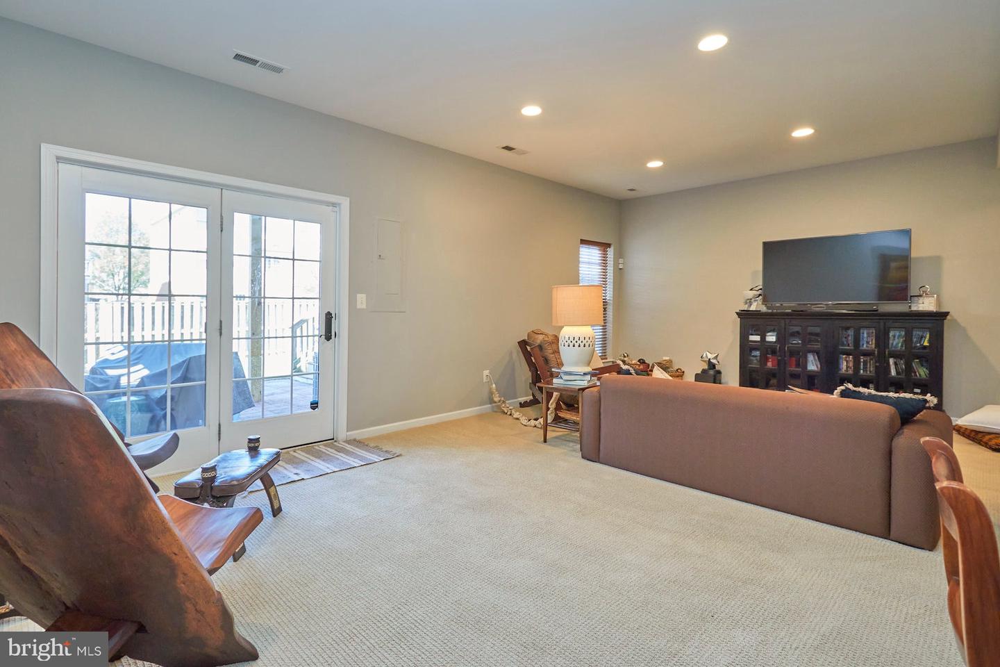 25499 Beresford DRIVE