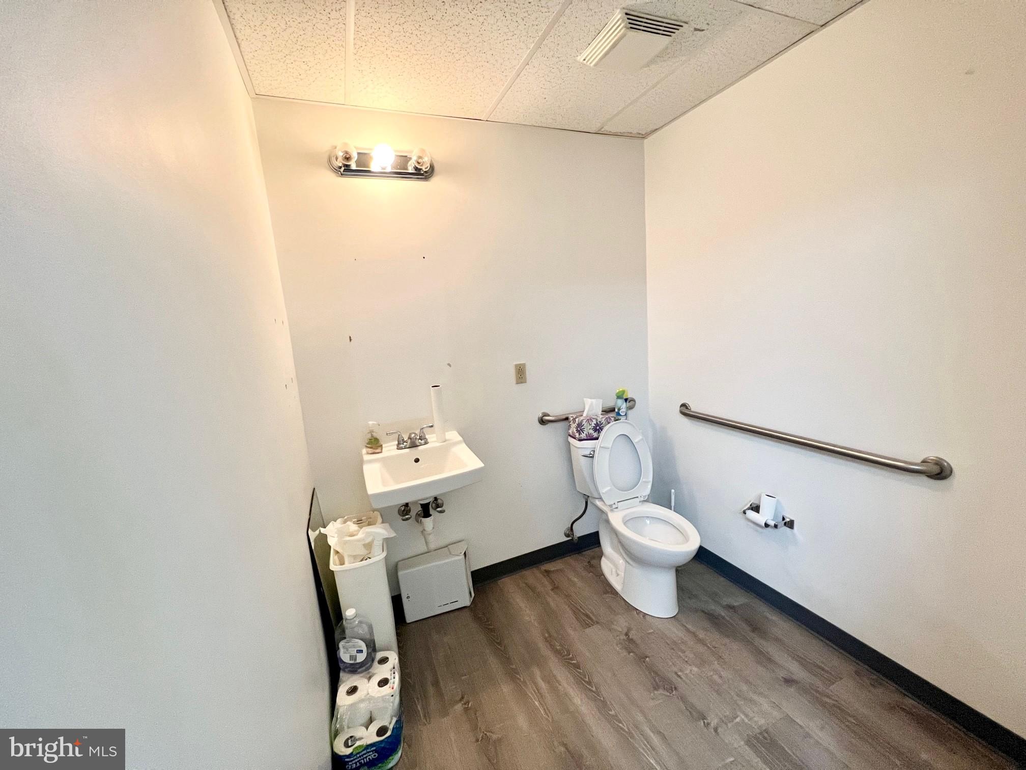 22648 Glenn DRIVE Unit: 102