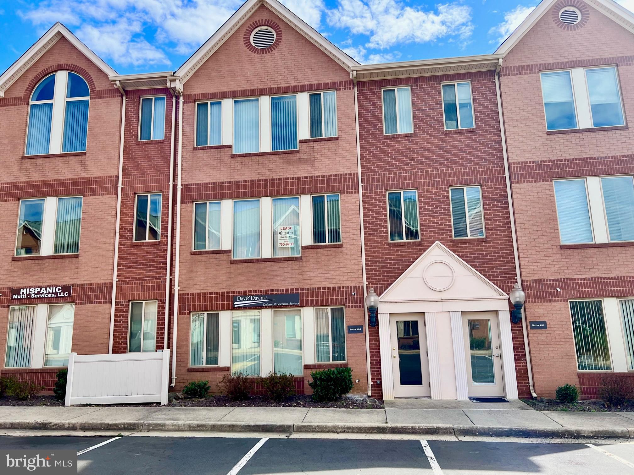 22648 Glenn DRIVE Unit: 102