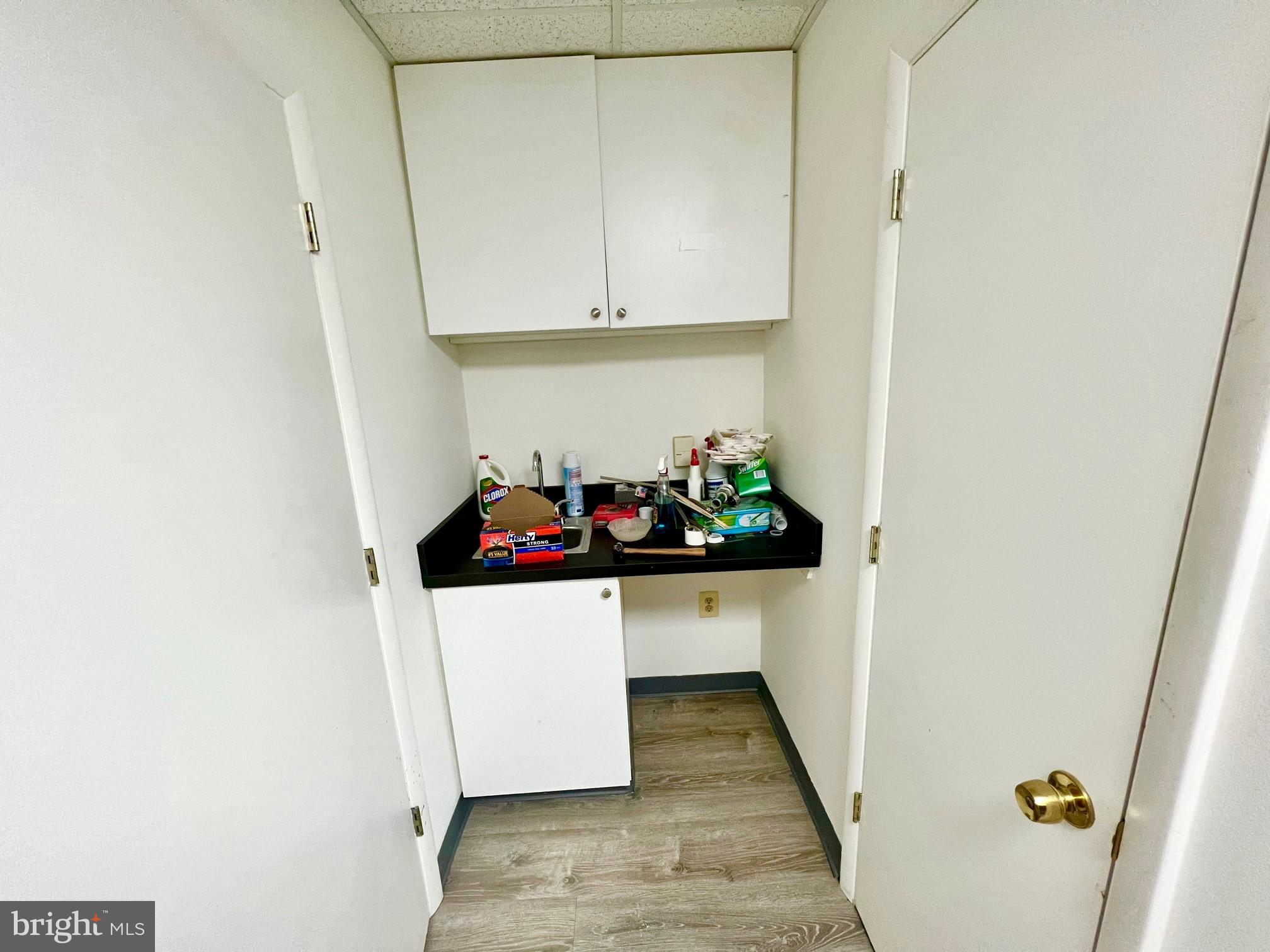 22648 Glenn DRIVE Unit: 102
