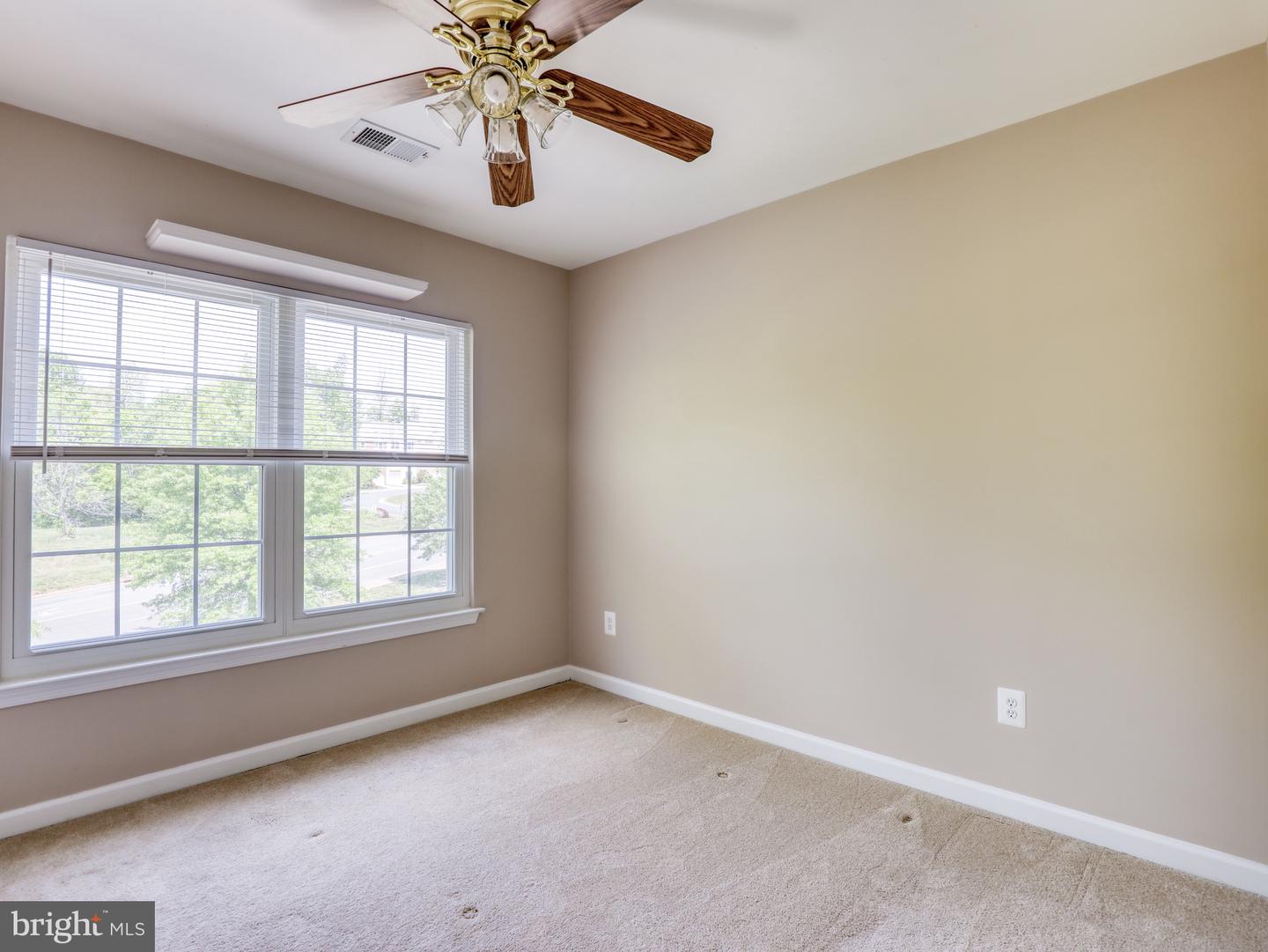 45531 Clear Spring TERRACE