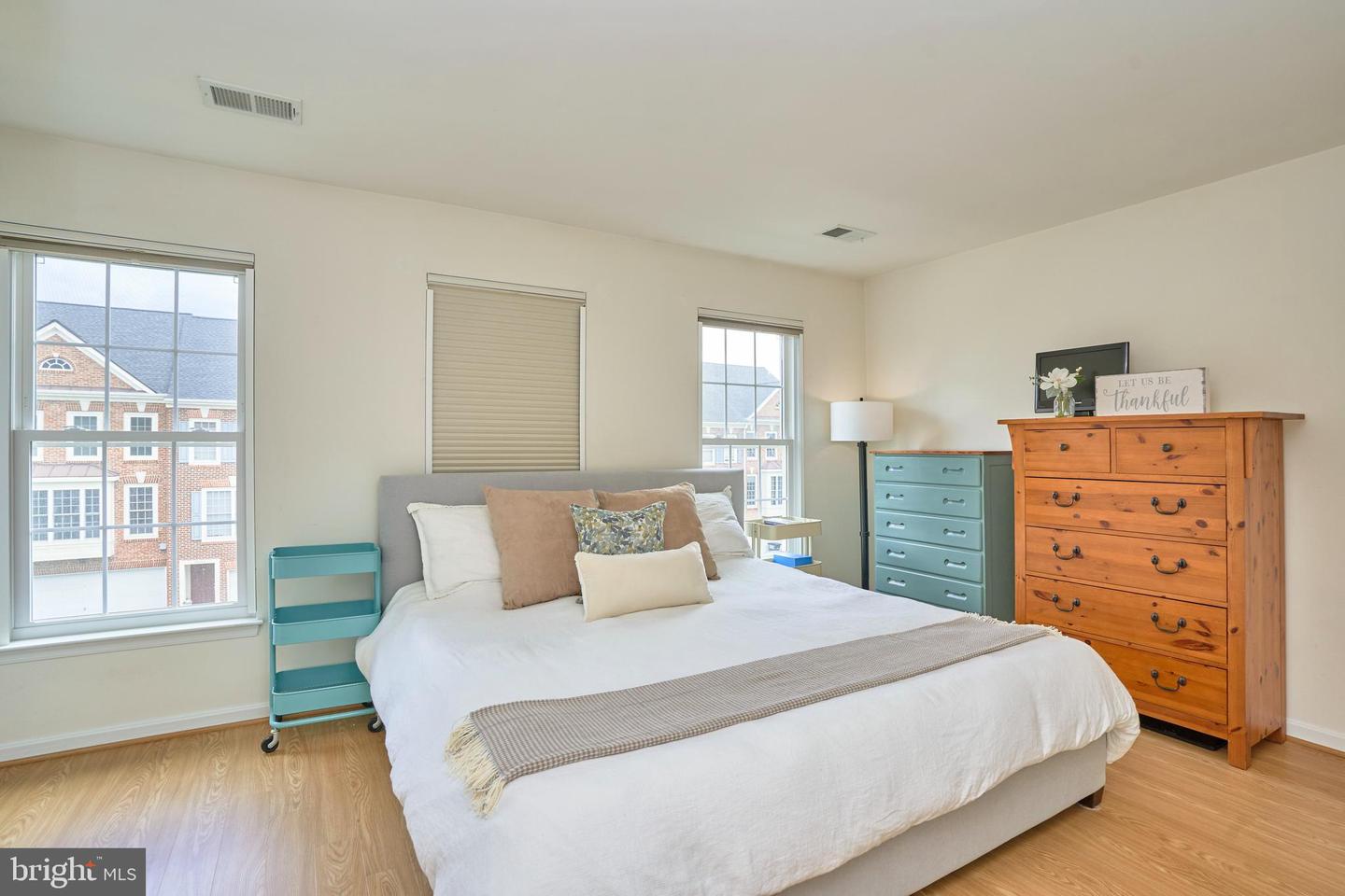 24653 Nettle Mill SQUARE