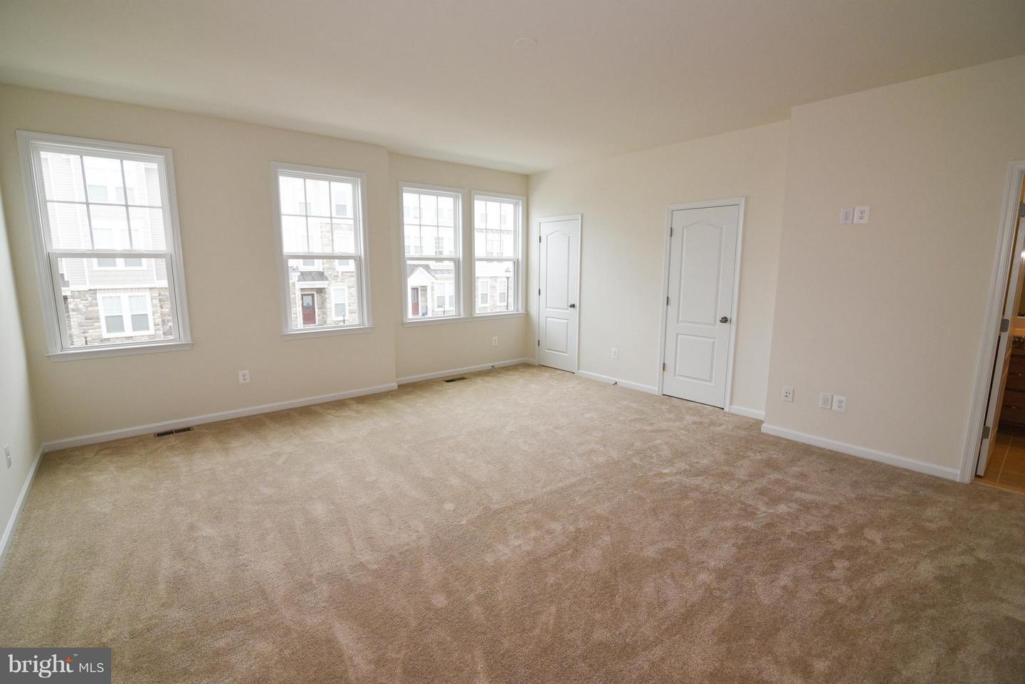 42459 Benfold Sq