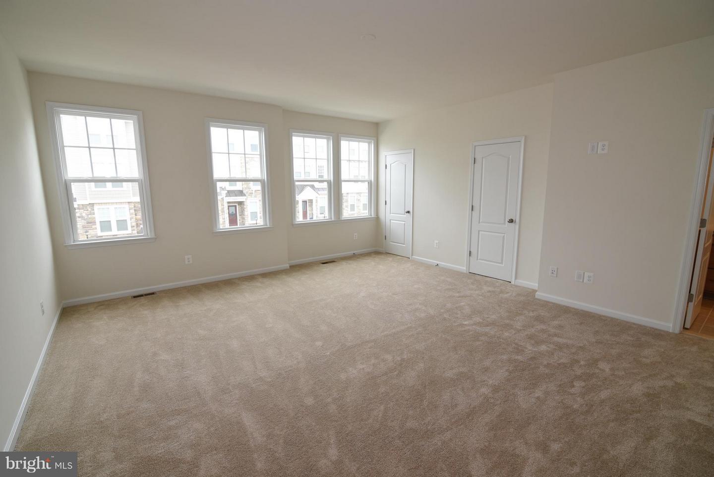 42459 Benfold Sq
