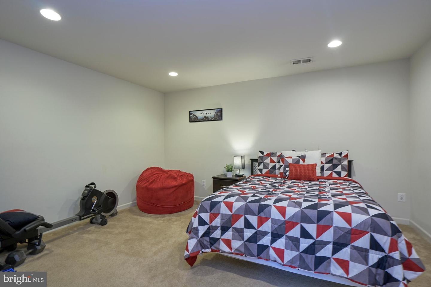 32 Houser DRIVE