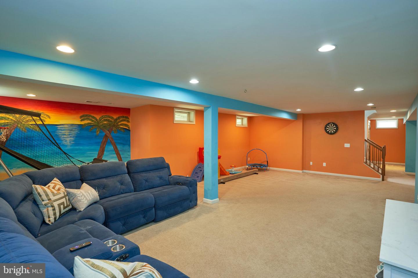 32 Houser DRIVE