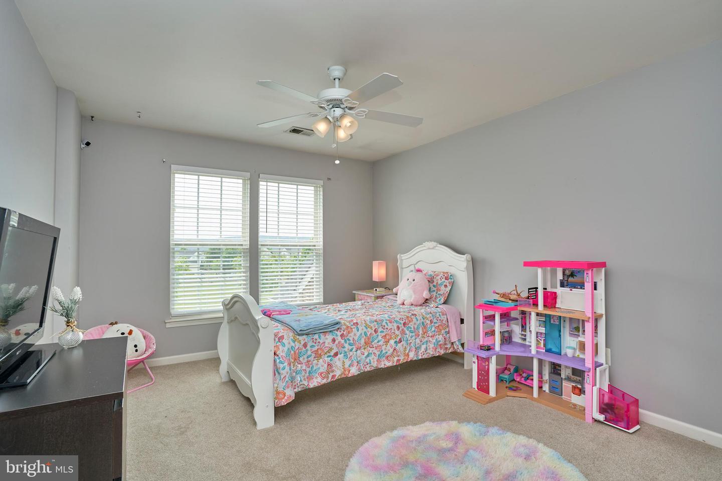 32 Houser DRIVE
