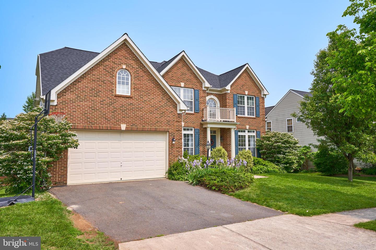 32 Houser DRIVE