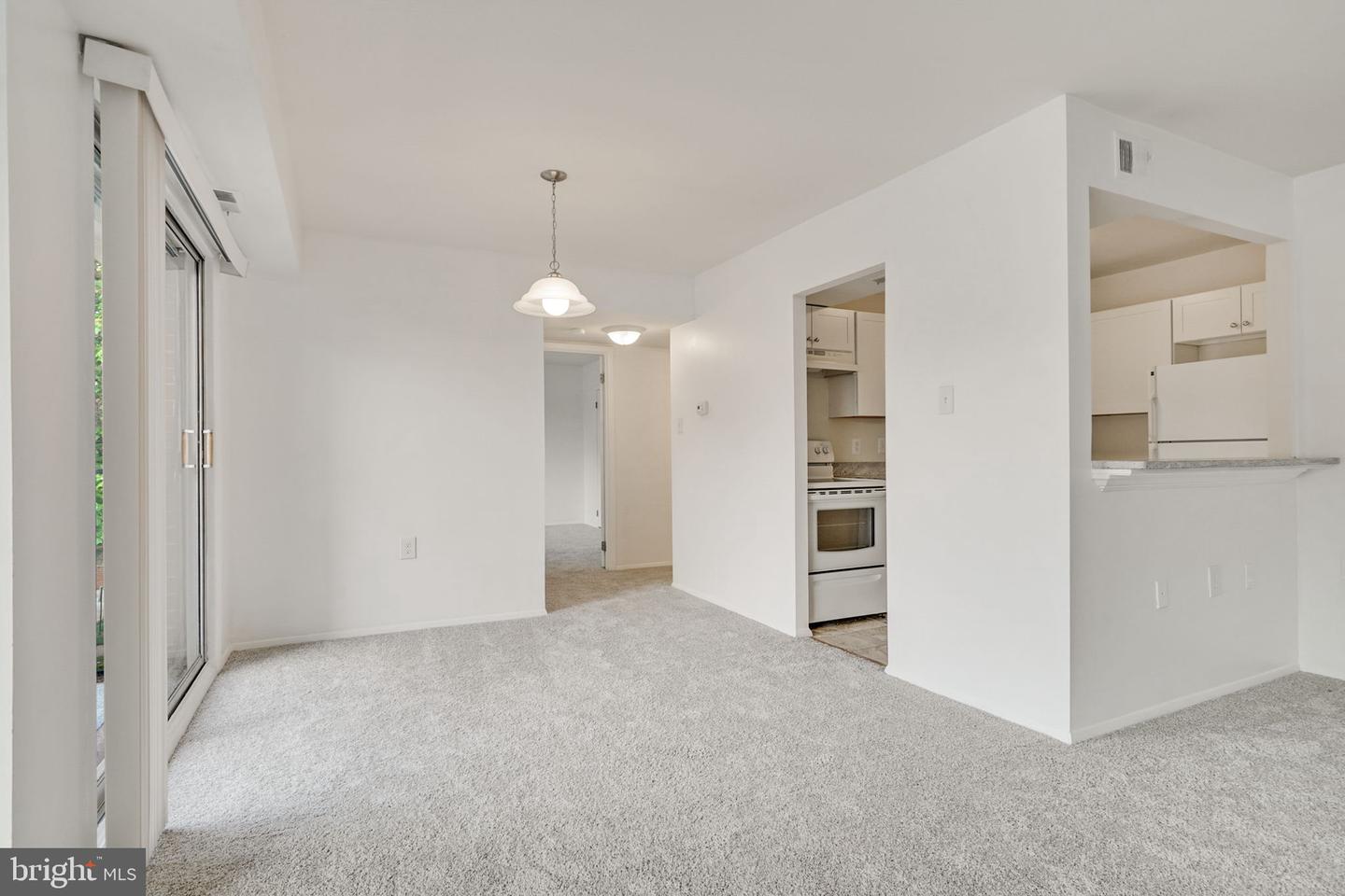 125 Clubhouse DRIVE SW Unit: 8