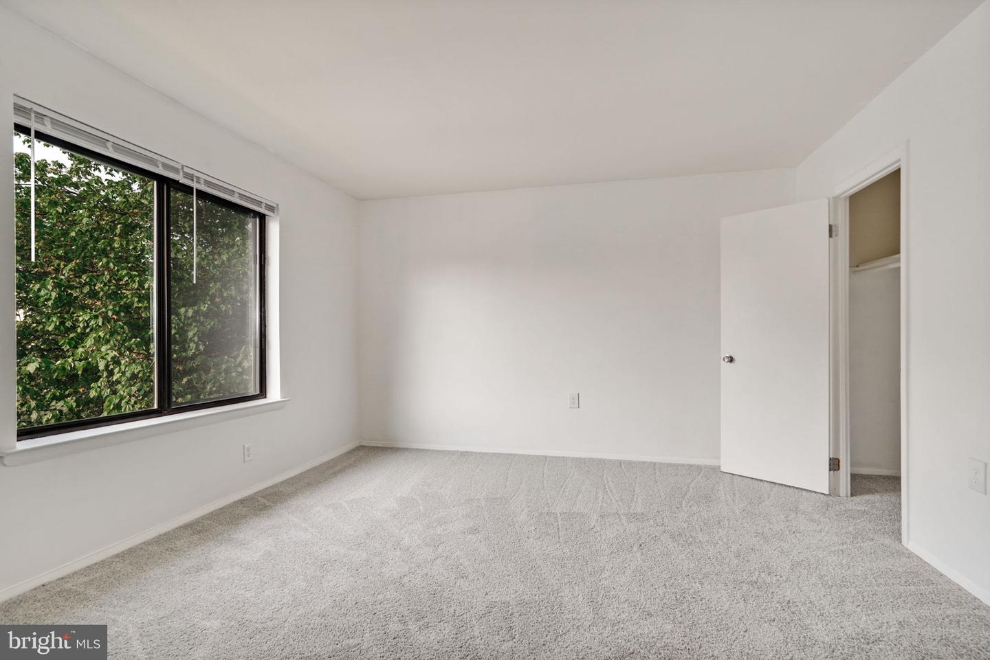 125 Clubhouse DRIVE SW Unit: 8
