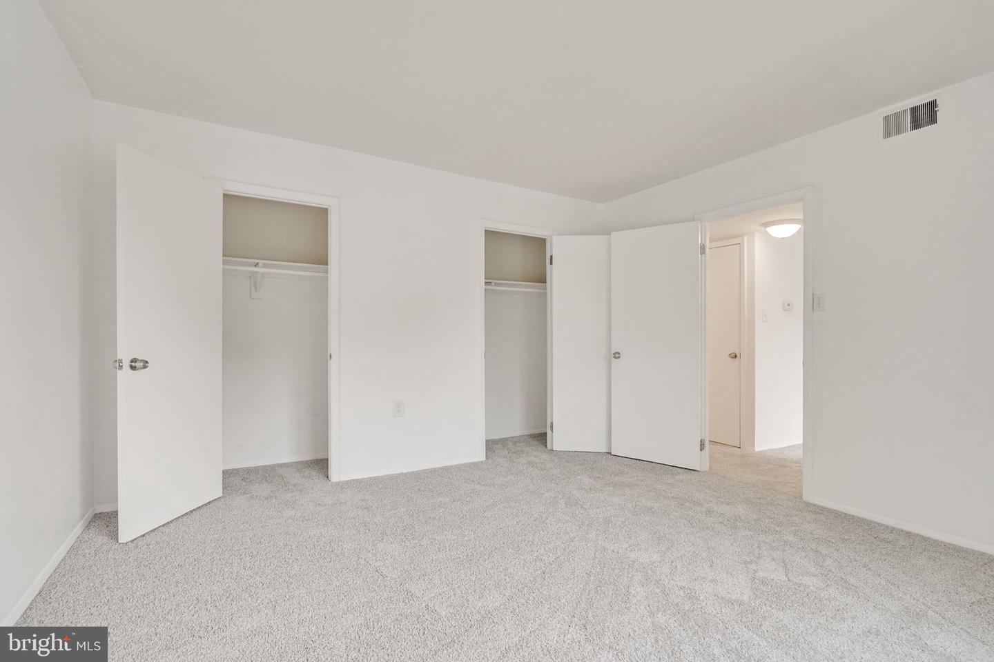 125 Clubhouse DRIVE SW Unit: 8
