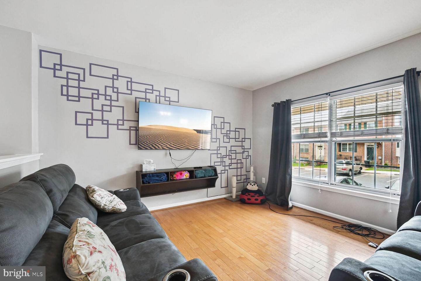 46594 Carriage COURT