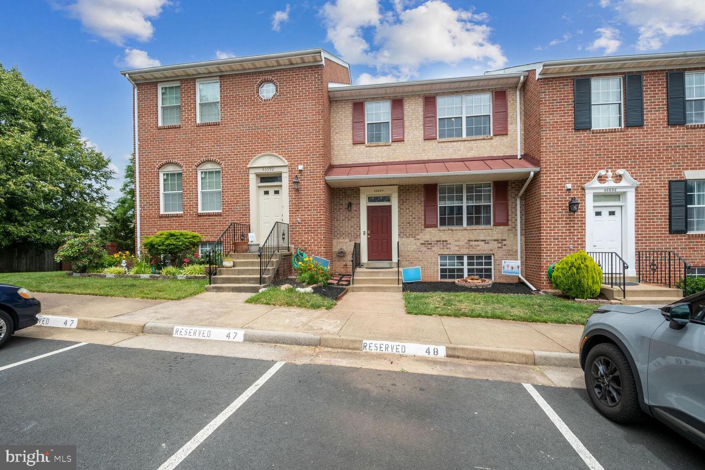 46594 Carriage COURT