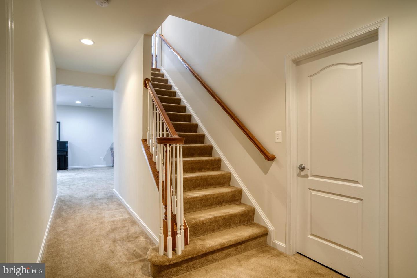 41975 Zircon DRIVE