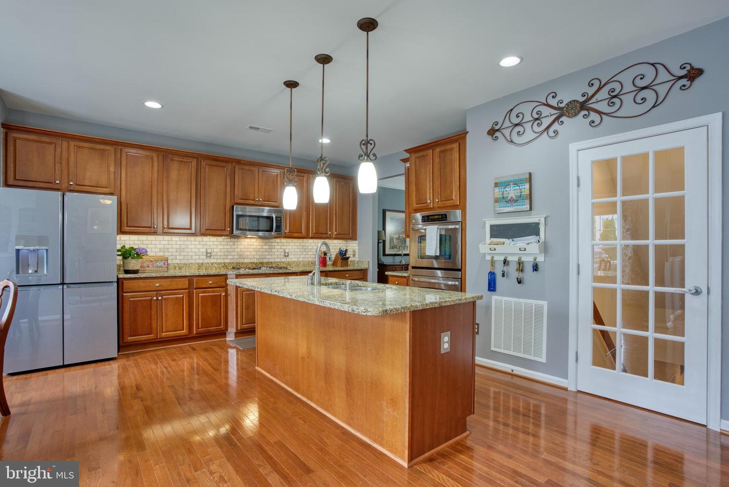 41975 Zircon DRIVE