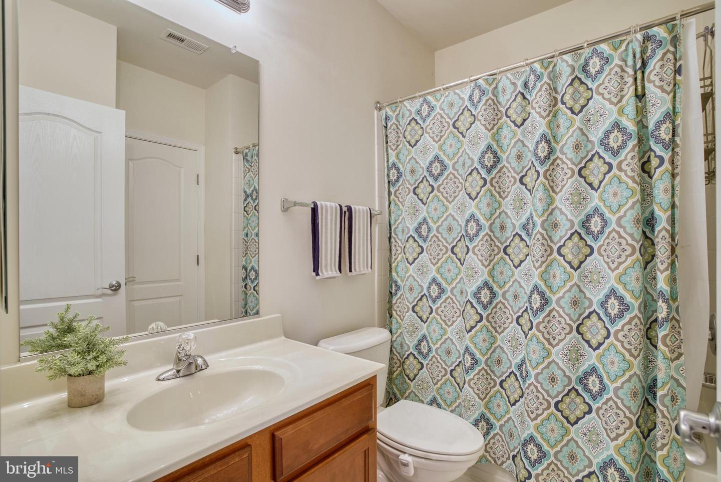 41975 Zircon DRIVE