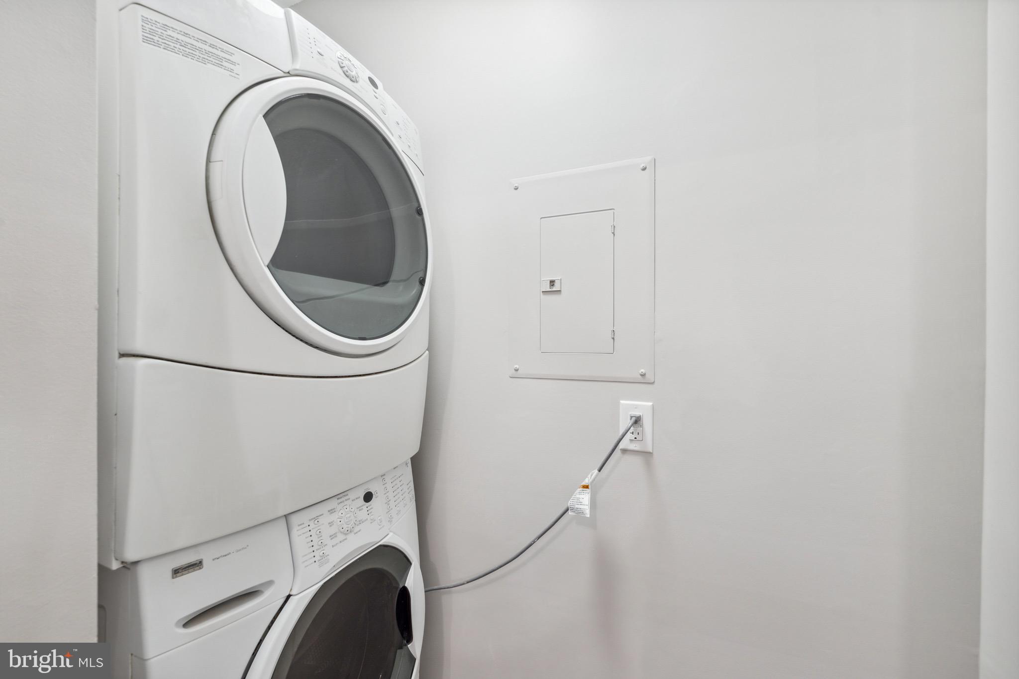 20311 Beechwood TERRACE Unit: 303