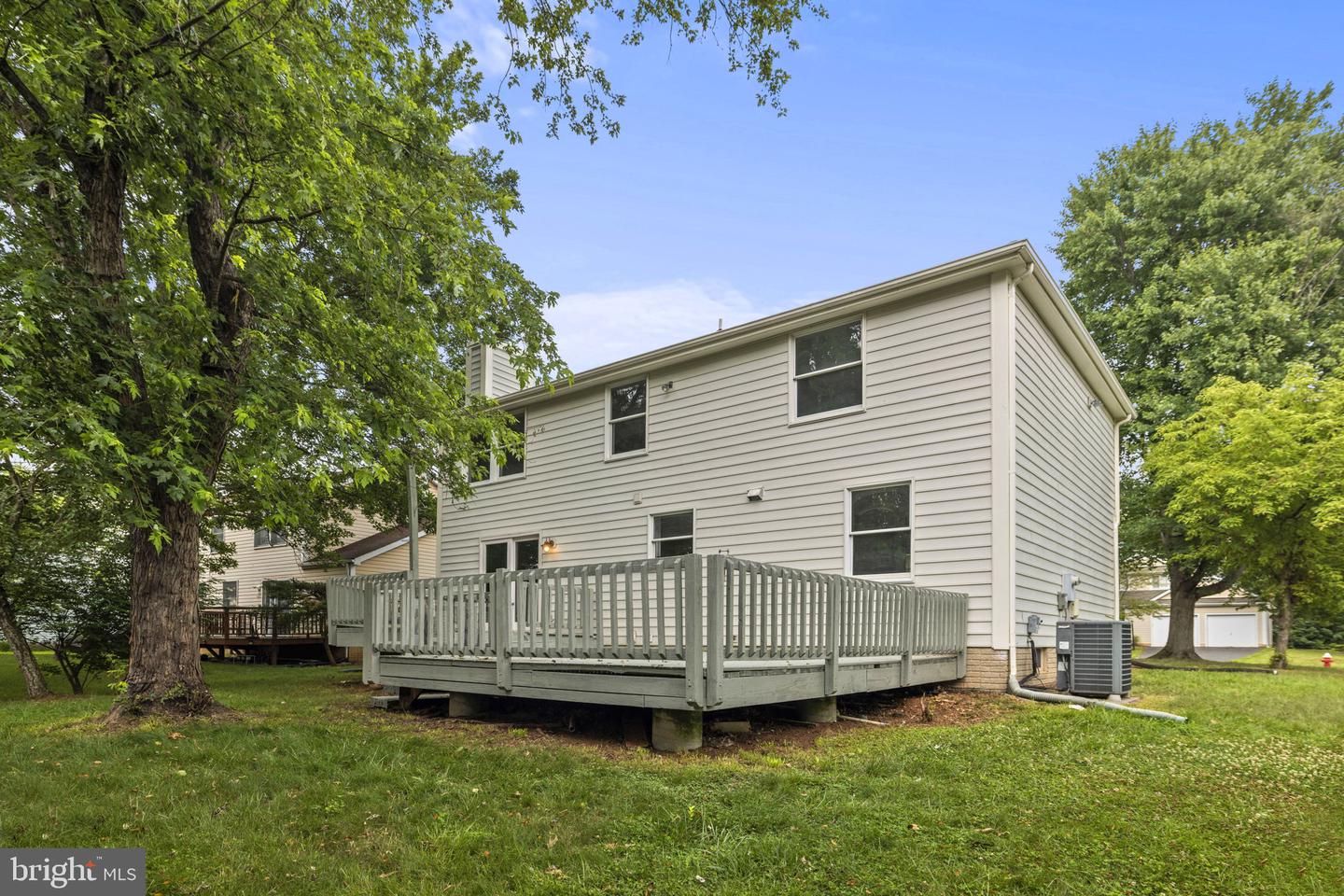 353 Samantha DRIVE