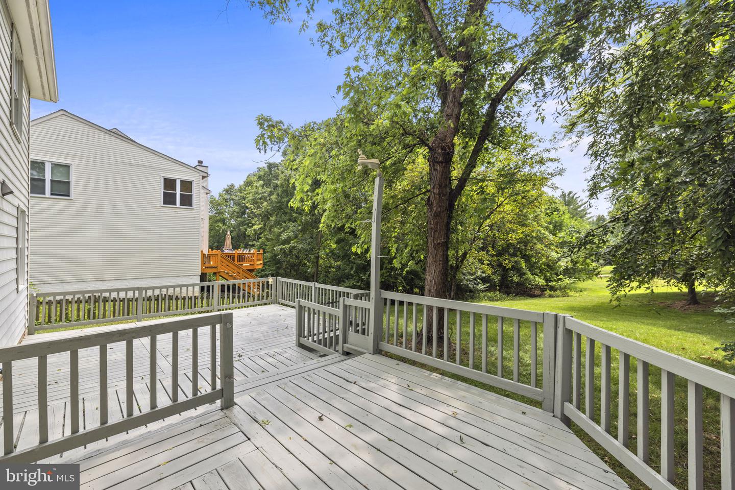 353 Samantha DRIVE