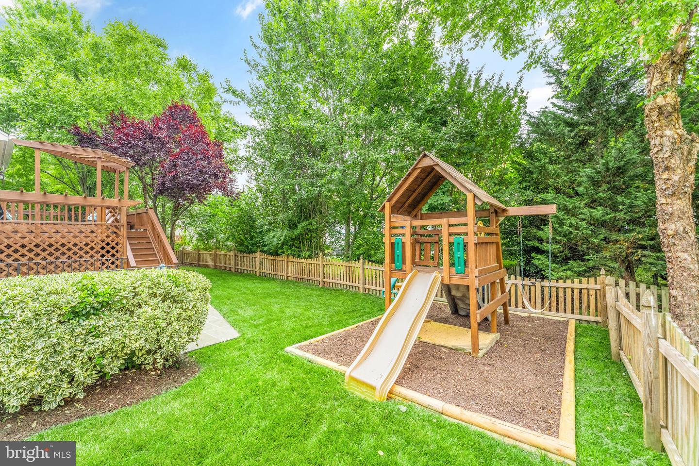42875 Autumn Harvest COURT