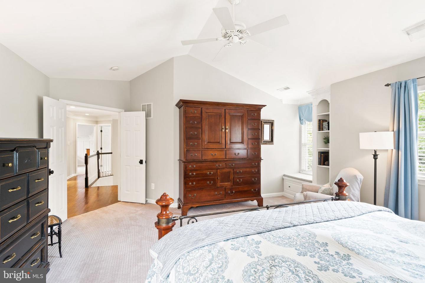 42875 Autumn Harvest COURT