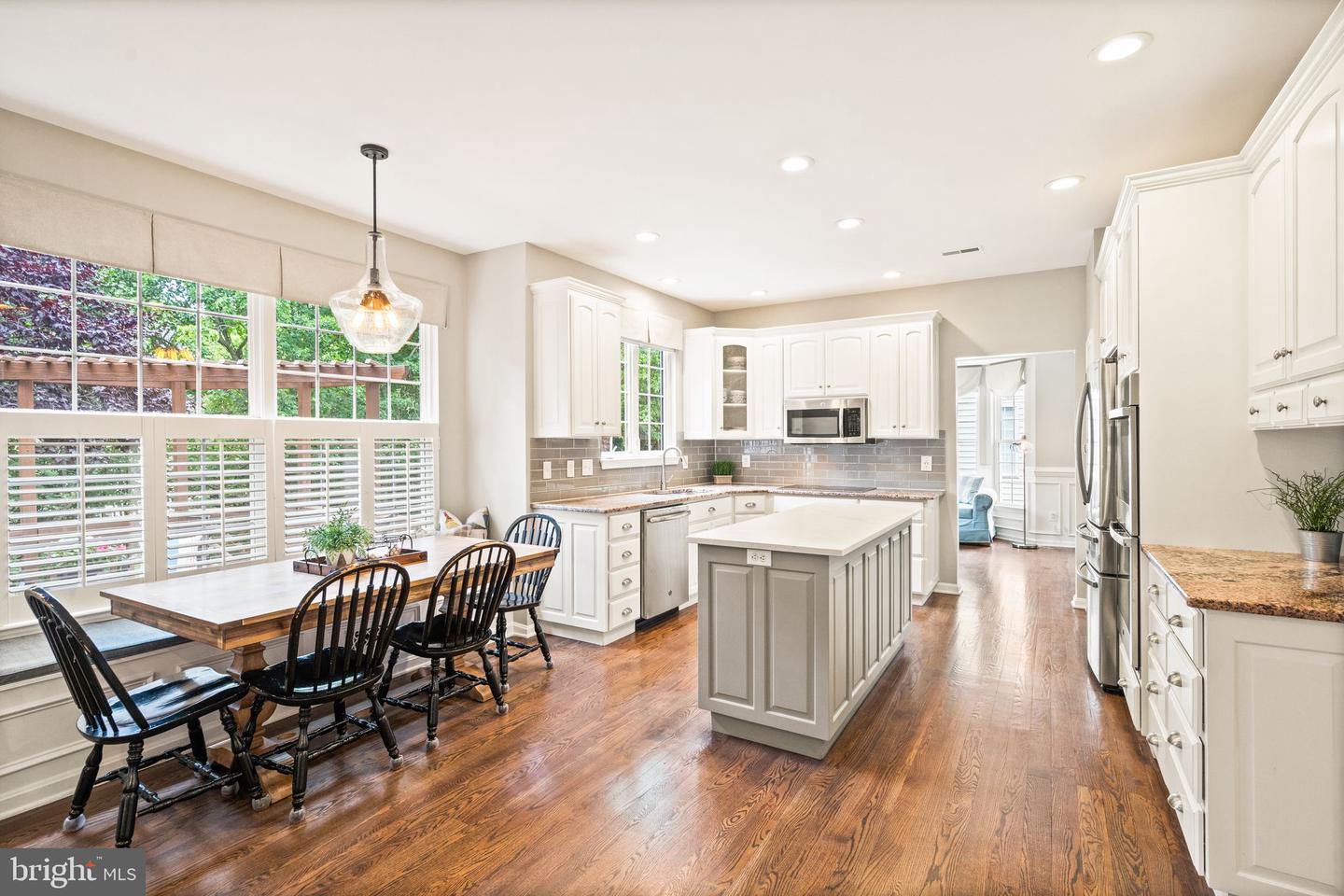42875 Autumn Harvest COURT