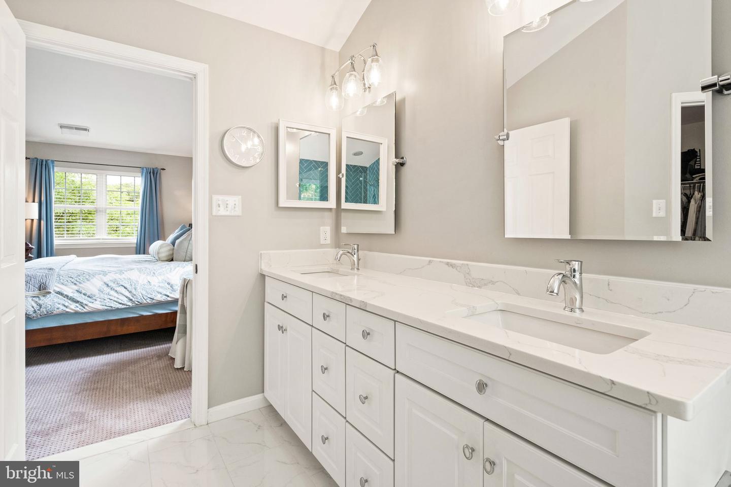 42875 Autumn Harvest COURT