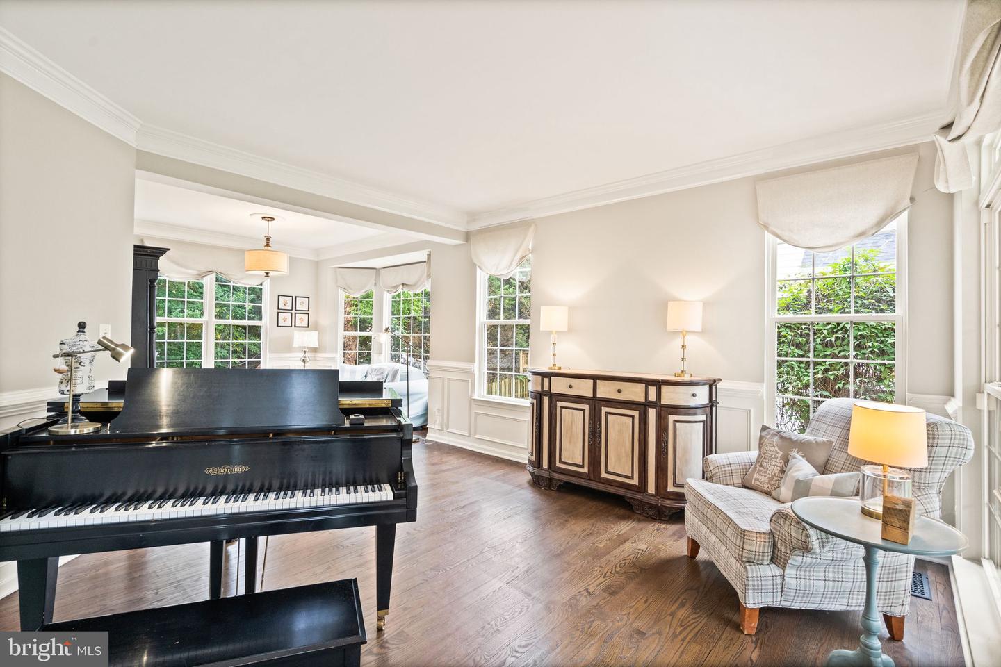 42875 Autumn Harvest COURT