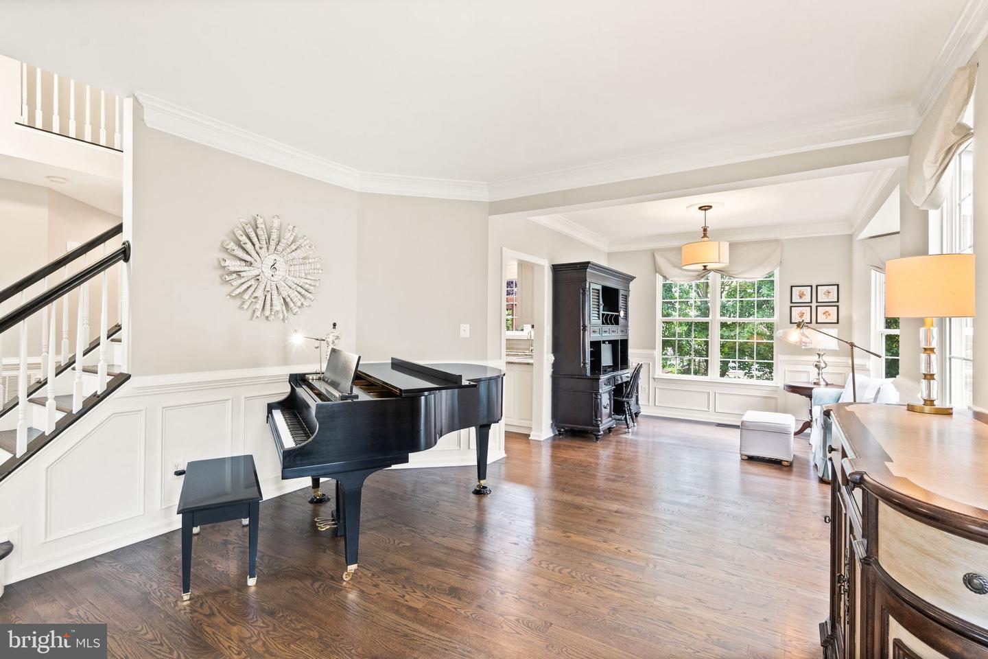 42875 Autumn Harvest COURT