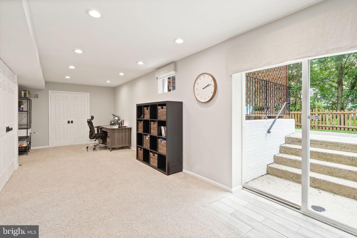 42875 Autumn Harvest COURT