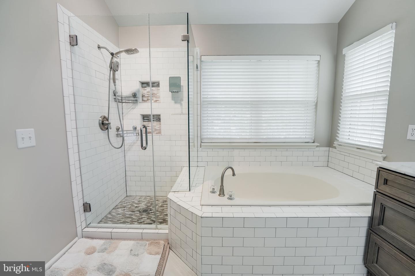44094 Rising Sun TERRACE
