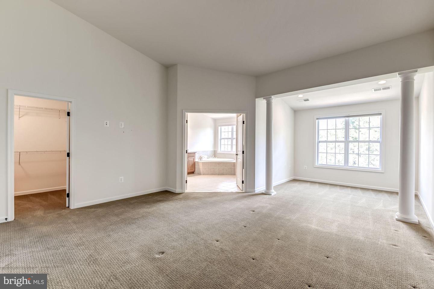 42824 Edgegrove Heights TERRACE