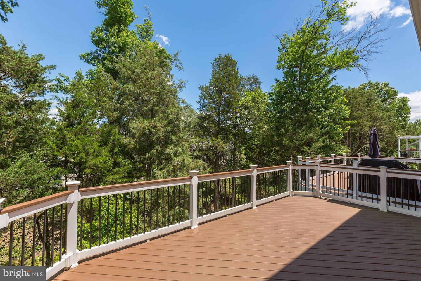 42824 Edgegrove Heights TERRACE