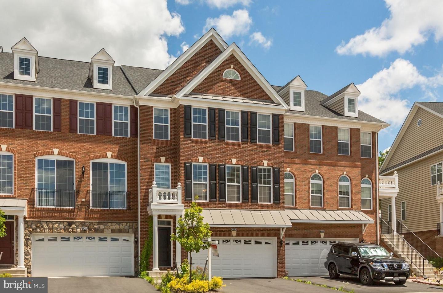 42824 Edgegrove Heights TERRACE