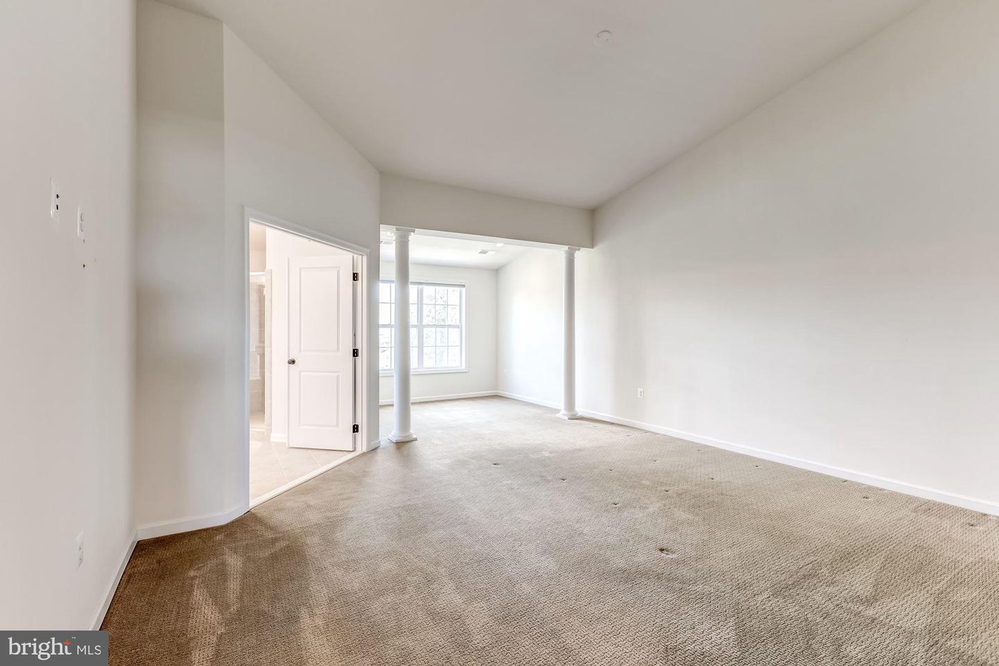 42824 Edgegrove Heights TERRACE