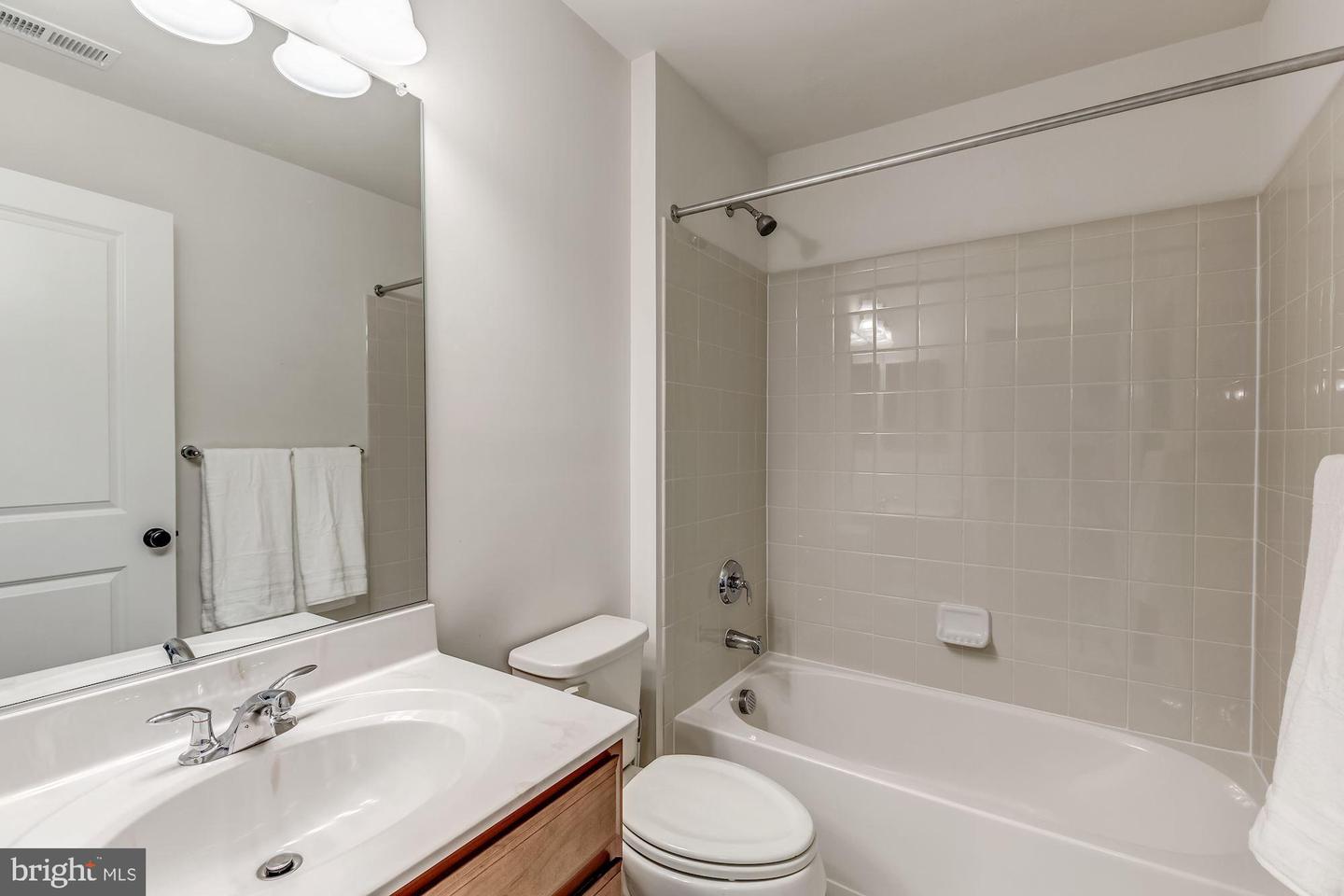 42824 Edgegrove Heights TERRACE
