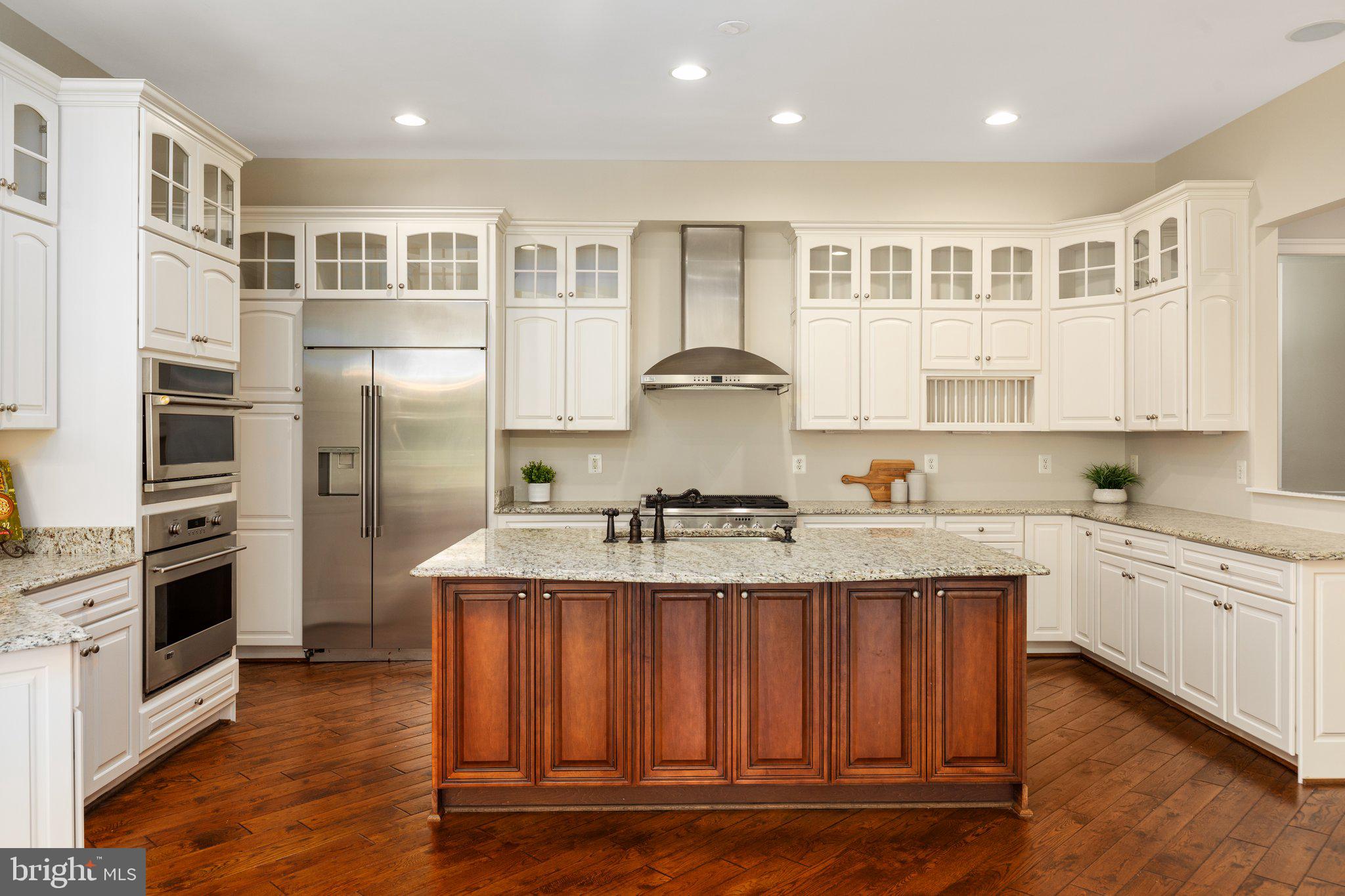 18898 Shropshire Ct