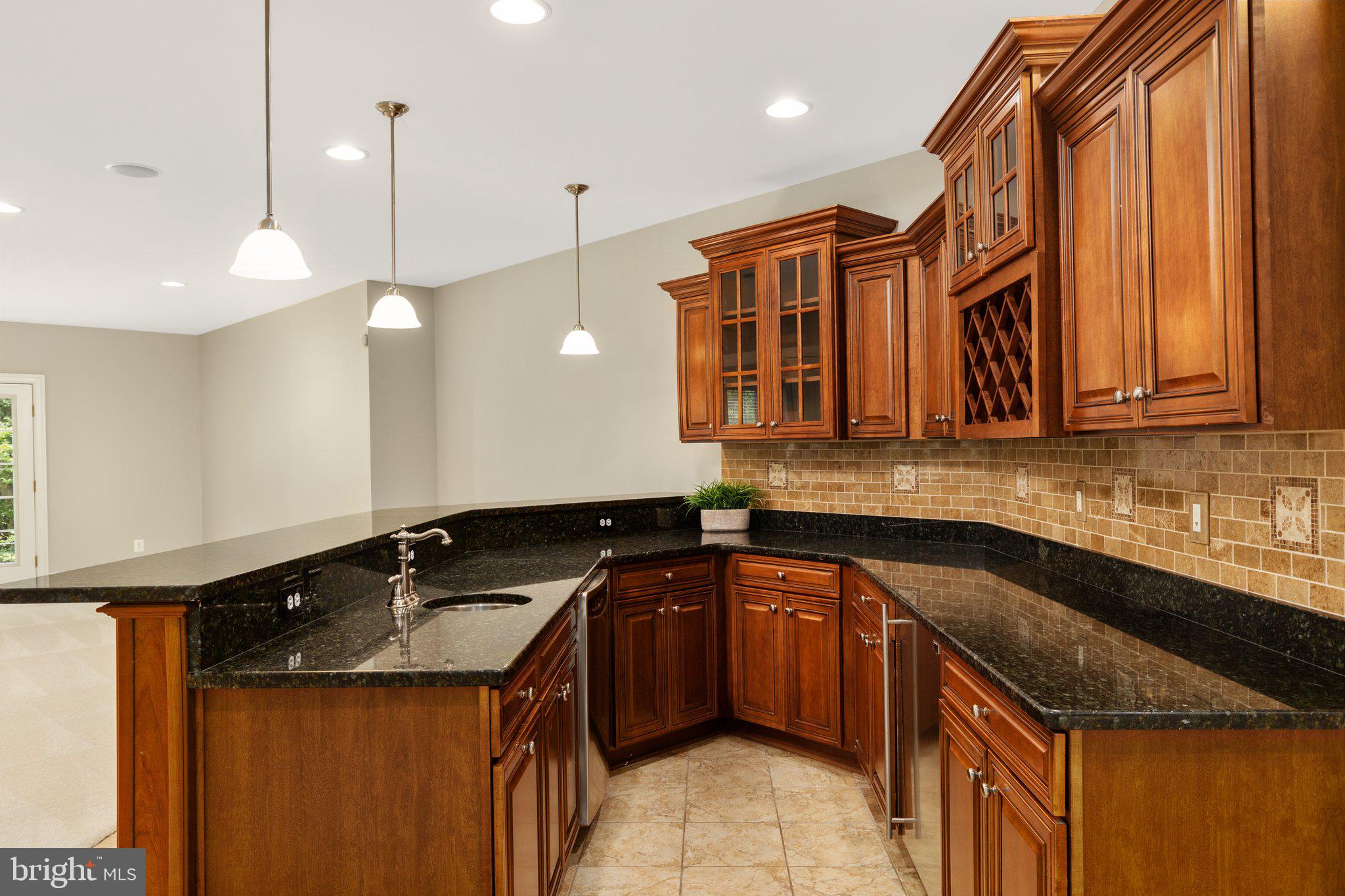 18898 Shropshire Ct