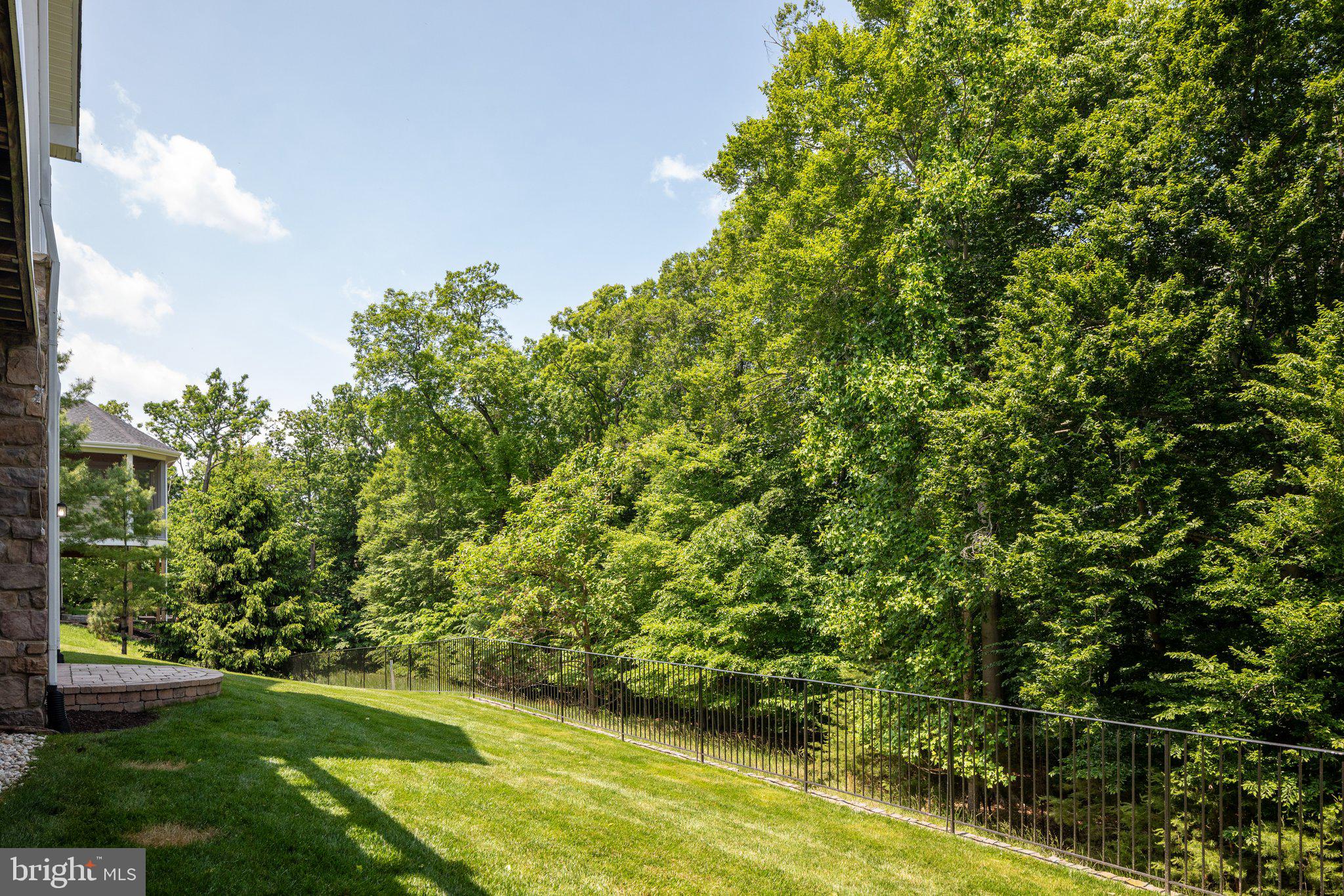 18898 Shropshire Ct