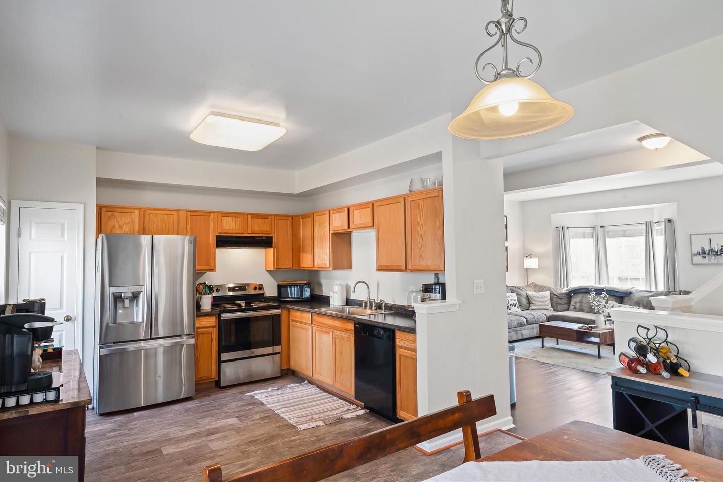 25403 Lisa TERRACE