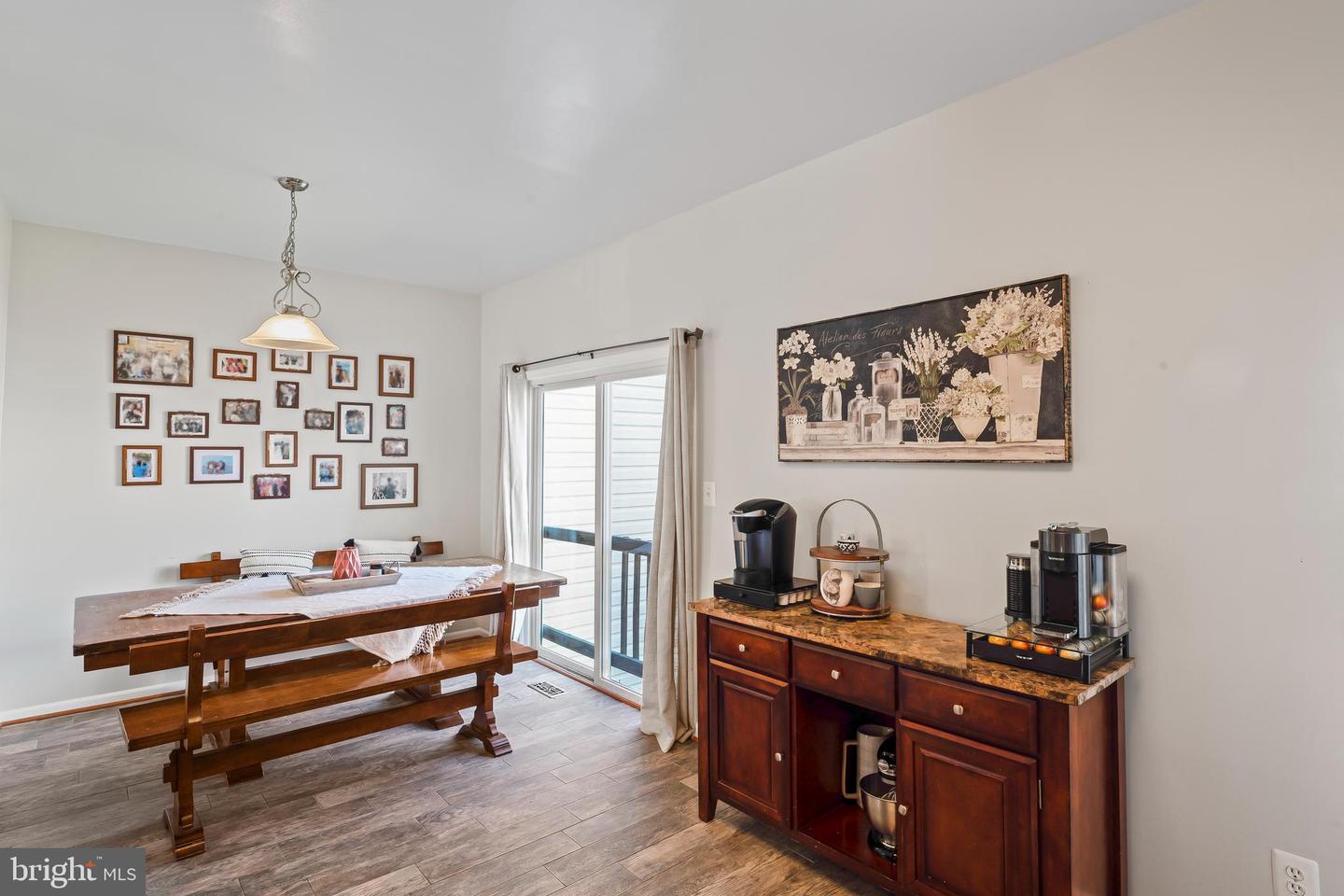 25403 Lisa TERRACE