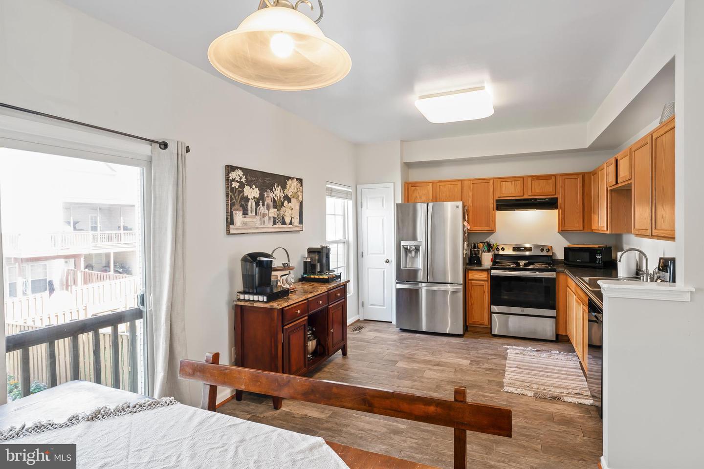 25403 Lisa TERRACE