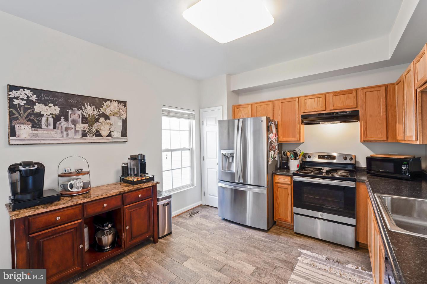 25403 Lisa TERRACE