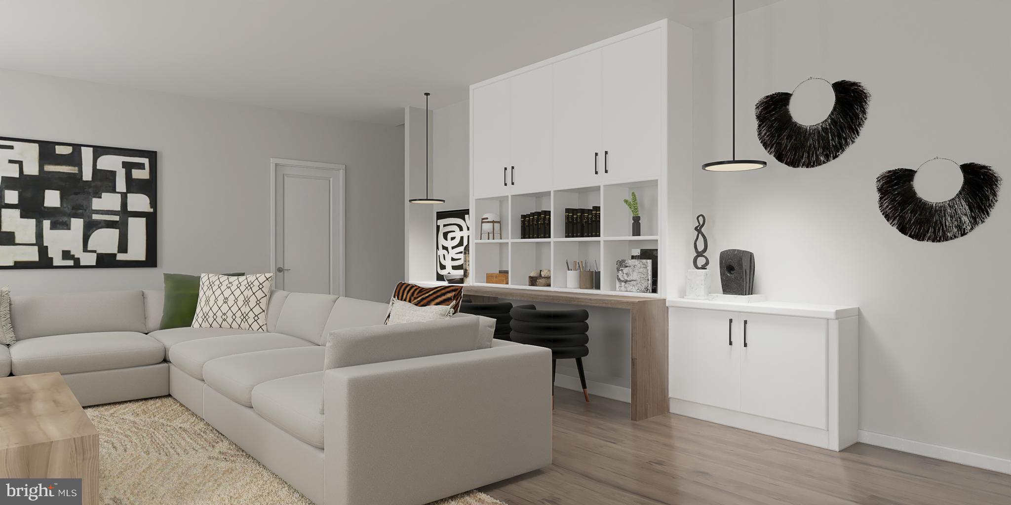 43042 Greeley SQUARE